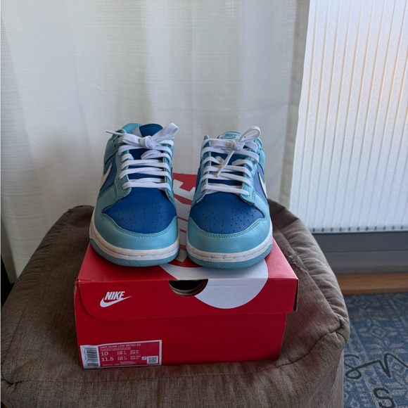 Nike Dunk Low Retro - Picture 2 of 3